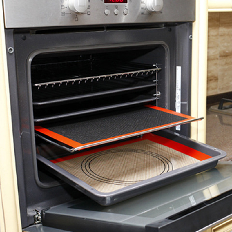 1PC 再利用可能なシリコーンベーキングマットノンスティック - Camping Cooking Mat のレビューと価格